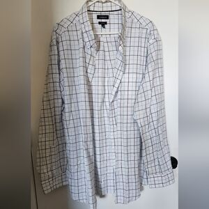 Croft & Barrow White and Blue Checkered Dress Shirt